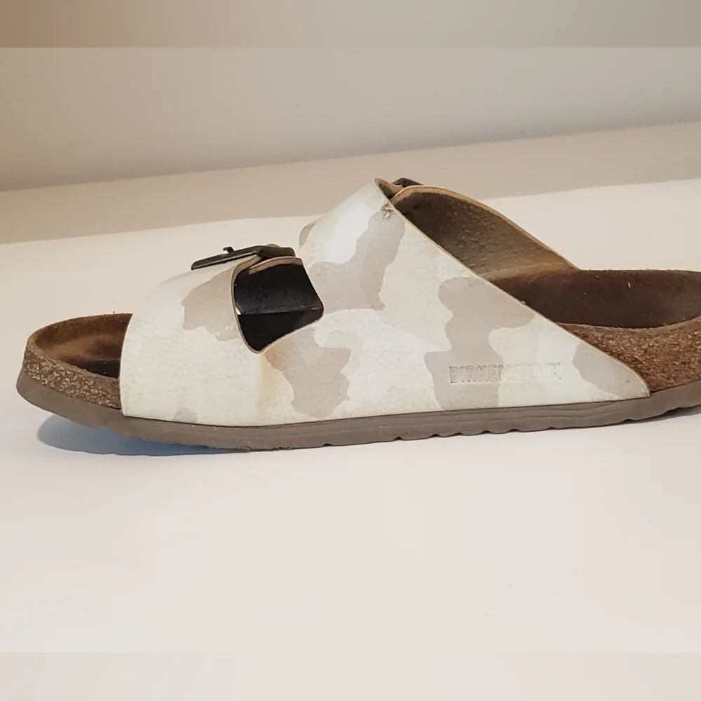 Birkenstock ONE RIGHT FOOT ONLY Sandal Arizona Camo Size 41/10.5